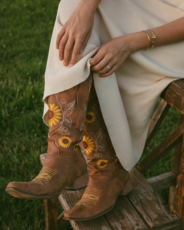 Dresses to Wear with Cowboy Boots: The Perfect Style Guide